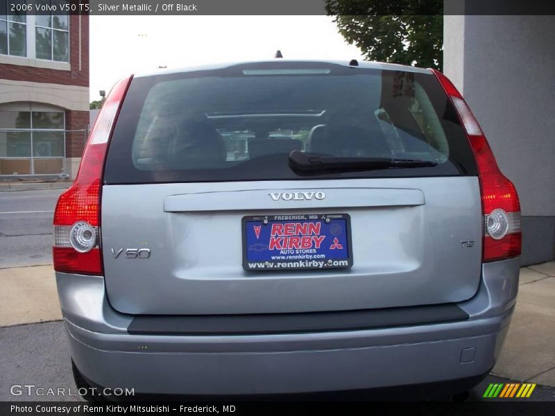 Silver Metallic / Off Black 2006 Volvo V50 T5