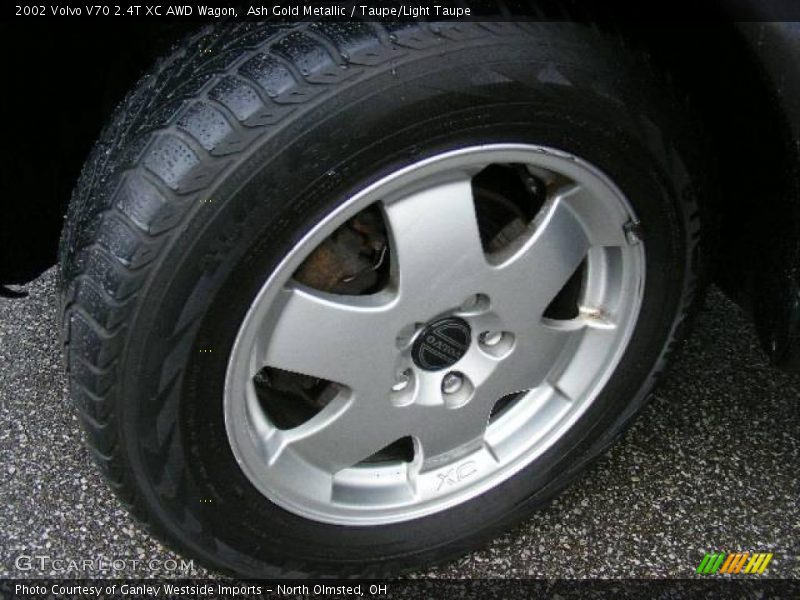Ash Gold Metallic / Taupe/Light Taupe 2002 Volvo V70 2.4T XC AWD Wagon