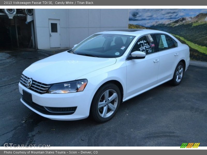Candy White / Titan Black 2013 Volkswagen Passat TDI SE