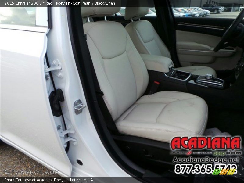 Ivory Tri-Coat Pearl / Black/Linen 2015 Chrysler 300 Limited