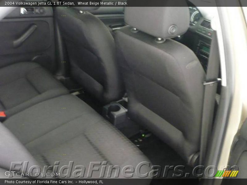 Wheat Beige Metallic / Black 2004 Volkswagen Jetta GL 1.8T Sedan