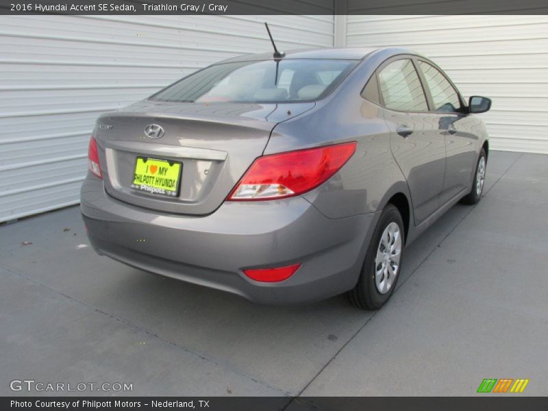 Triathlon Gray / Gray 2016 Hyundai Accent SE Sedan
