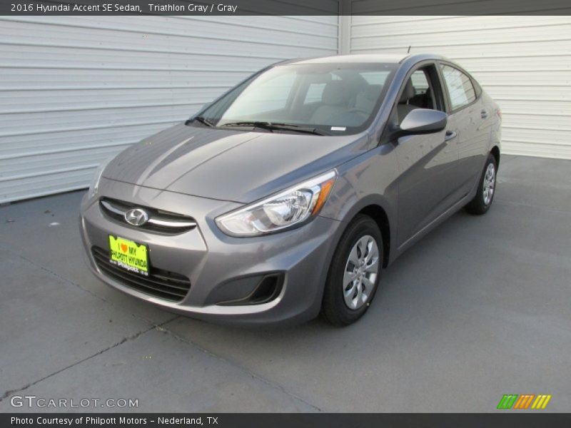 Triathlon Gray / Gray 2016 Hyundai Accent SE Sedan
