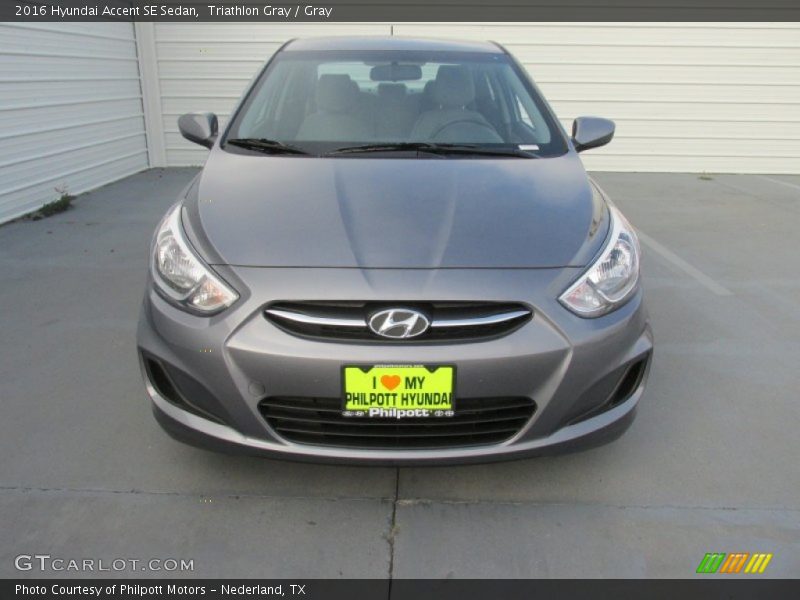 Triathlon Gray / Gray 2016 Hyundai Accent SE Sedan