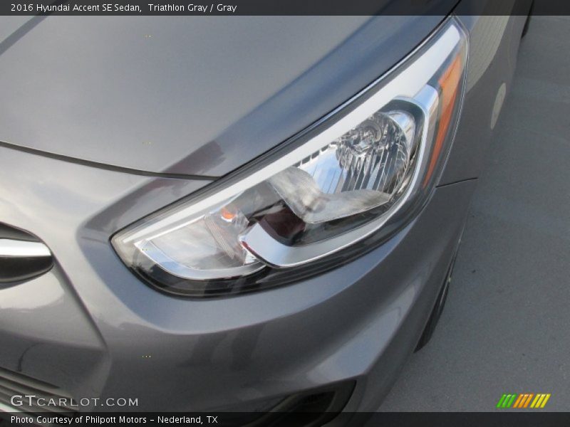 Triathlon Gray / Gray 2016 Hyundai Accent SE Sedan