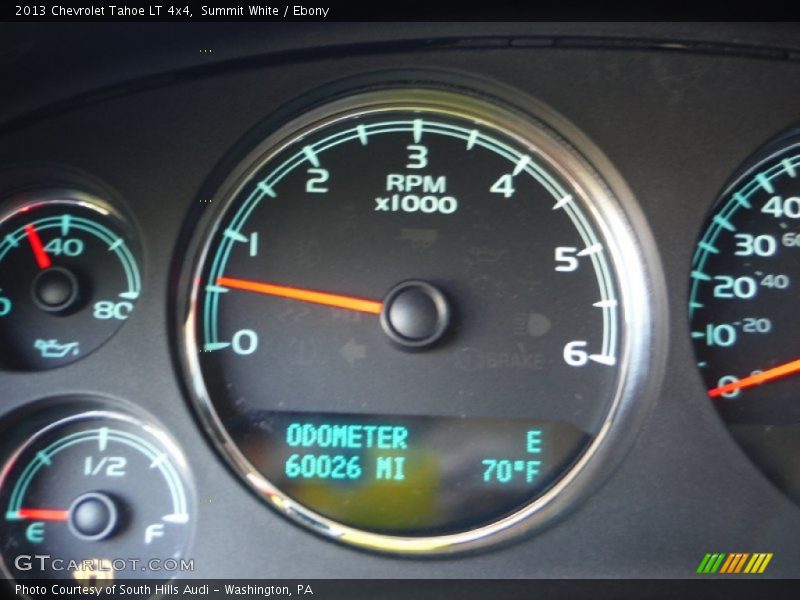 Summit White / Ebony 2013 Chevrolet Tahoe LT 4x4