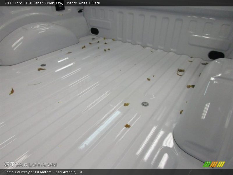 Oxford White / Black 2015 Ford F150 Lariat SuperCrew