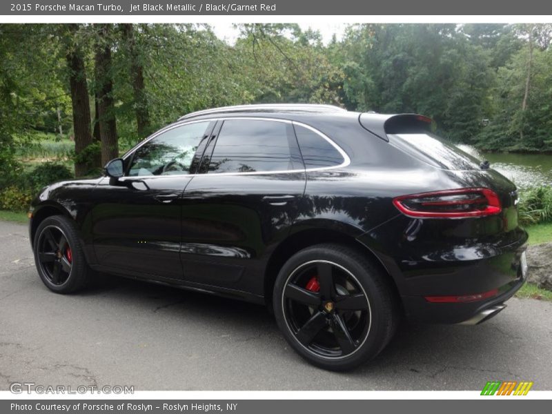 Jet Black Metallic / Black/Garnet Red 2015 Porsche Macan Turbo