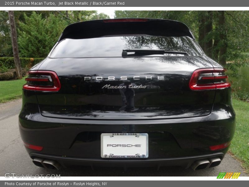 Jet Black Metallic / Black/Garnet Red 2015 Porsche Macan Turbo