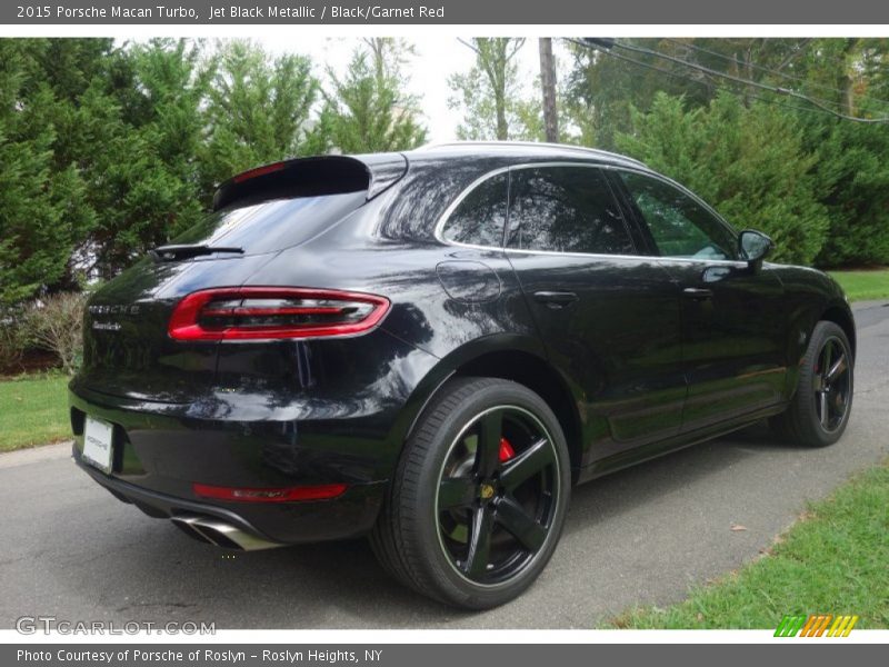 Jet Black Metallic / Black/Garnet Red 2015 Porsche Macan Turbo