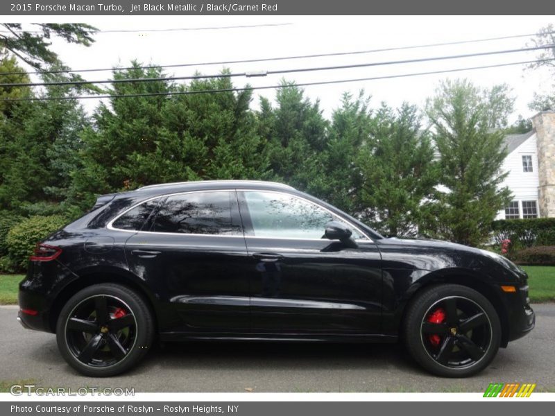 Jet Black Metallic / Black/Garnet Red 2015 Porsche Macan Turbo