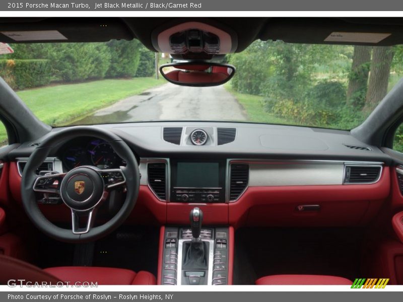 Jet Black Metallic / Black/Garnet Red 2015 Porsche Macan Turbo