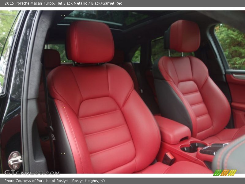 Front Seat of 2015 Macan Turbo