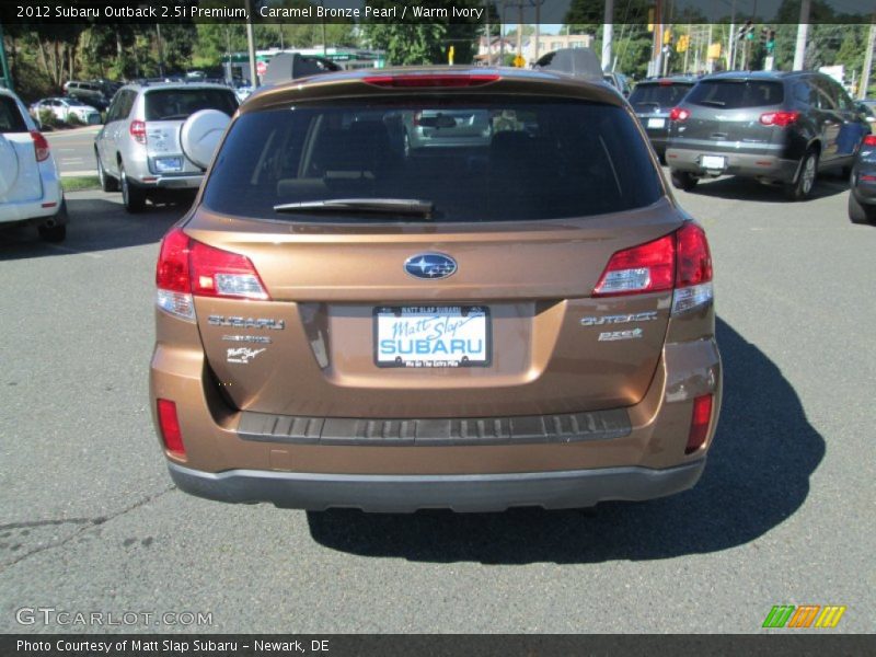 Caramel Bronze Pearl / Warm Ivory 2012 Subaru Outback 2.5i Premium