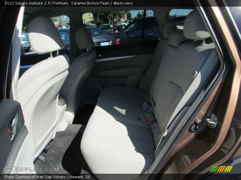 Caramel Bronze Pearl / Warm Ivory 2012 Subaru Outback 2.5i Premium