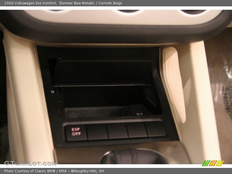 Eismeer Blue Metallic / Cornsilk Beige 2009 Volkswagen Eos Komfort