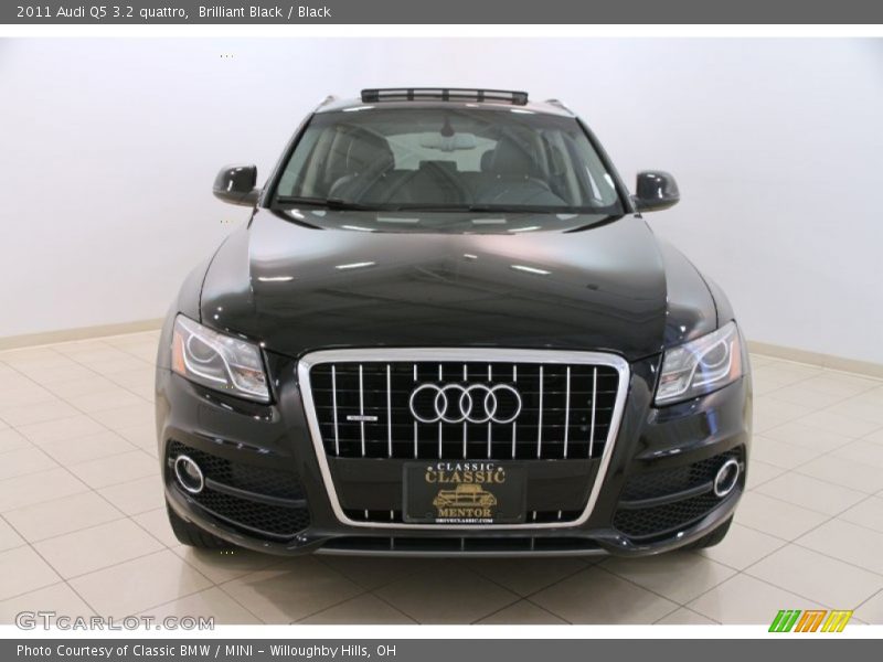 Brilliant Black / Black 2011 Audi Q5 3.2 quattro