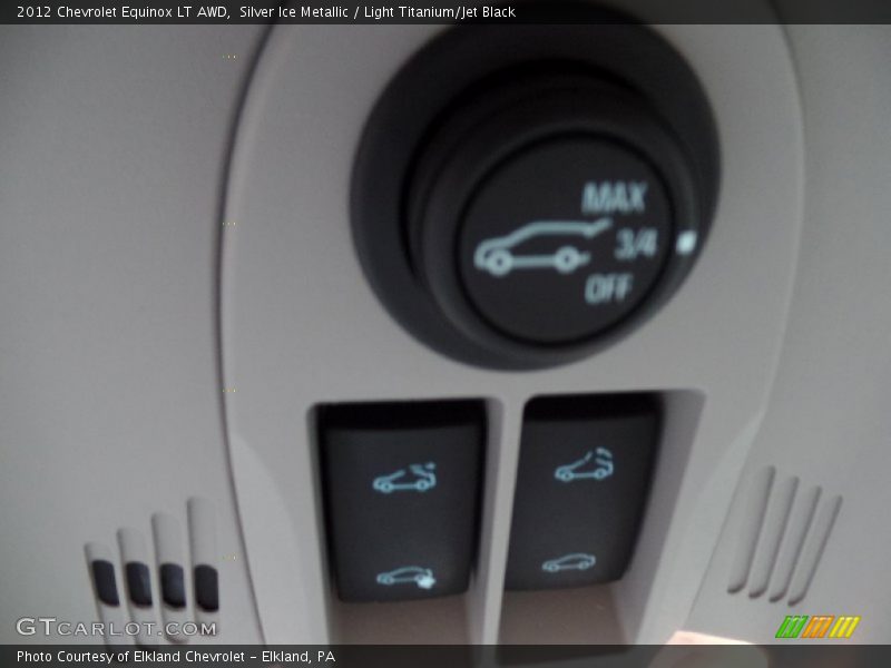 Silver Ice Metallic / Light Titanium/Jet Black 2012 Chevrolet Equinox LT AWD