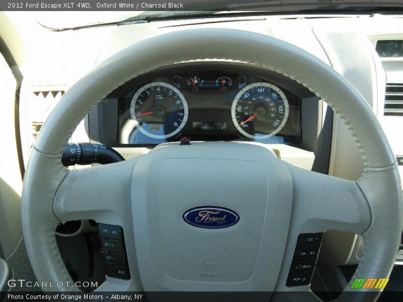 Oxford White / Charcoal Black 2012 Ford Escape XLT 4WD