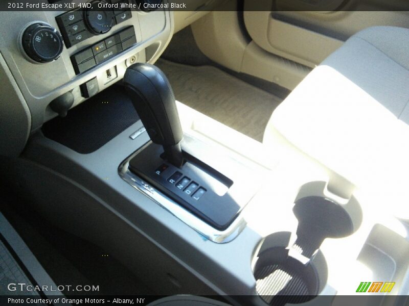 Oxford White / Charcoal Black 2012 Ford Escape XLT 4WD