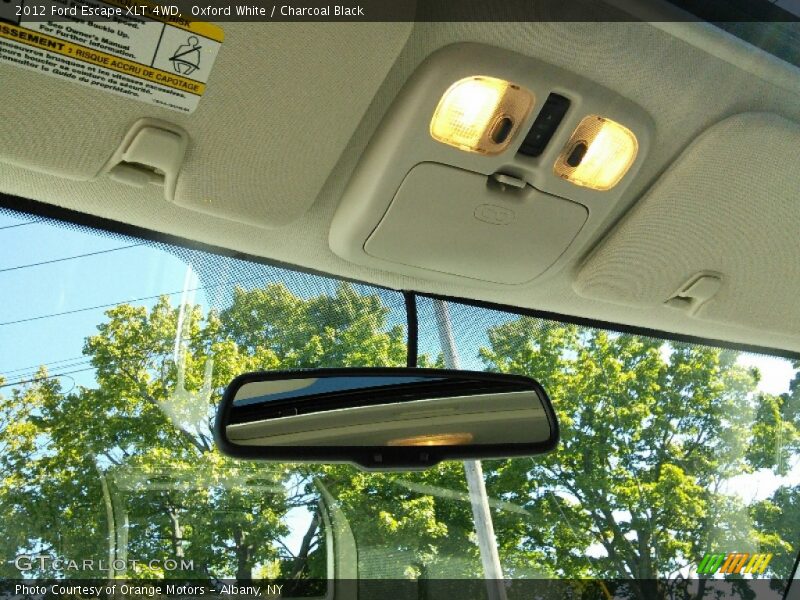 Oxford White / Charcoal Black 2012 Ford Escape XLT 4WD