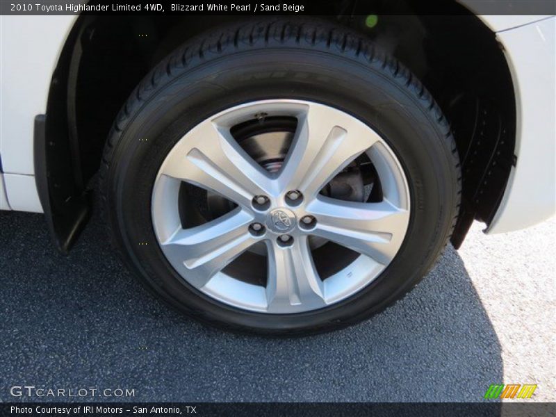 Blizzard White Pearl / Sand Beige 2010 Toyota Highlander Limited 4WD
