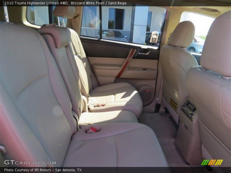 Blizzard White Pearl / Sand Beige 2010 Toyota Highlander Limited 4WD