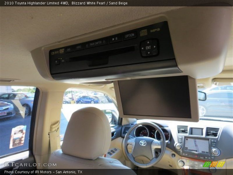 Blizzard White Pearl / Sand Beige 2010 Toyota Highlander Limited 4WD