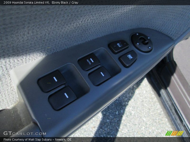 Ebony Black / Gray 2009 Hyundai Sonata Limited V6