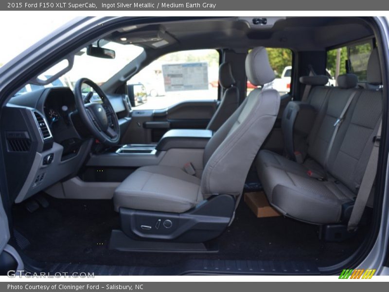 Ingot Silver Metallic / Medium Earth Gray 2015 Ford F150 XLT SuperCab