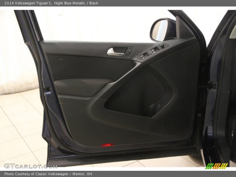 Night Blue Metallic / Black 2014 Volkswagen Tiguan S