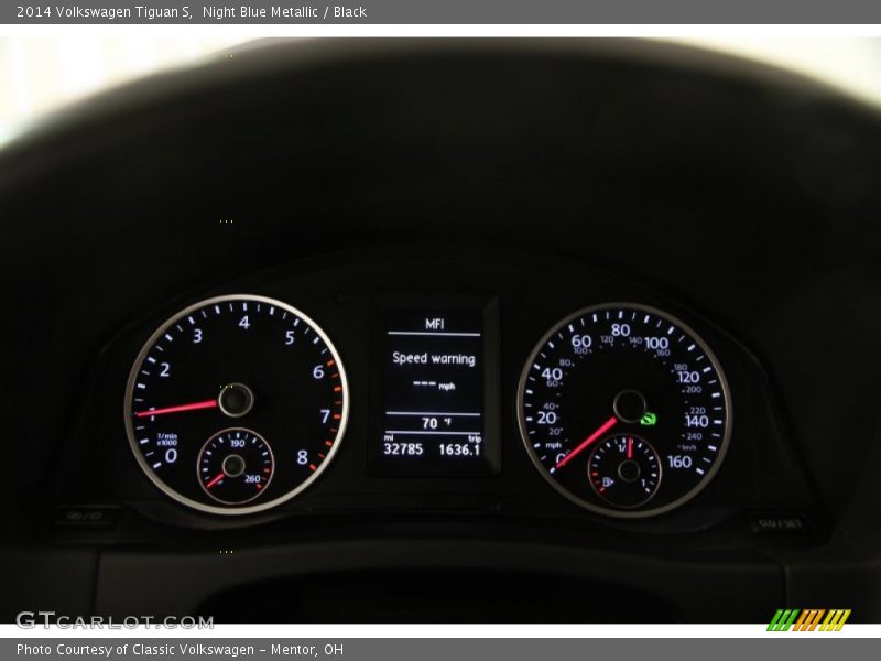 Night Blue Metallic / Black 2014 Volkswagen Tiguan S