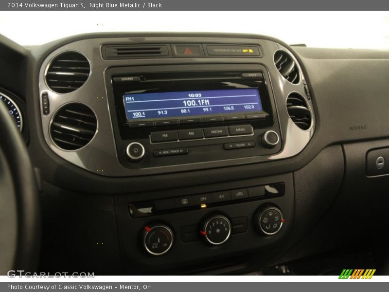 Night Blue Metallic / Black 2014 Volkswagen Tiguan S