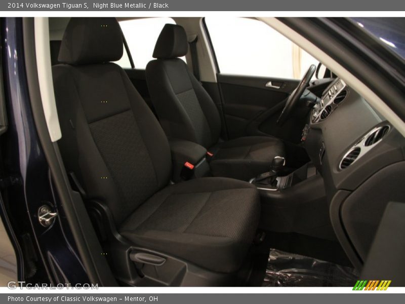 Night Blue Metallic / Black 2014 Volkswagen Tiguan S