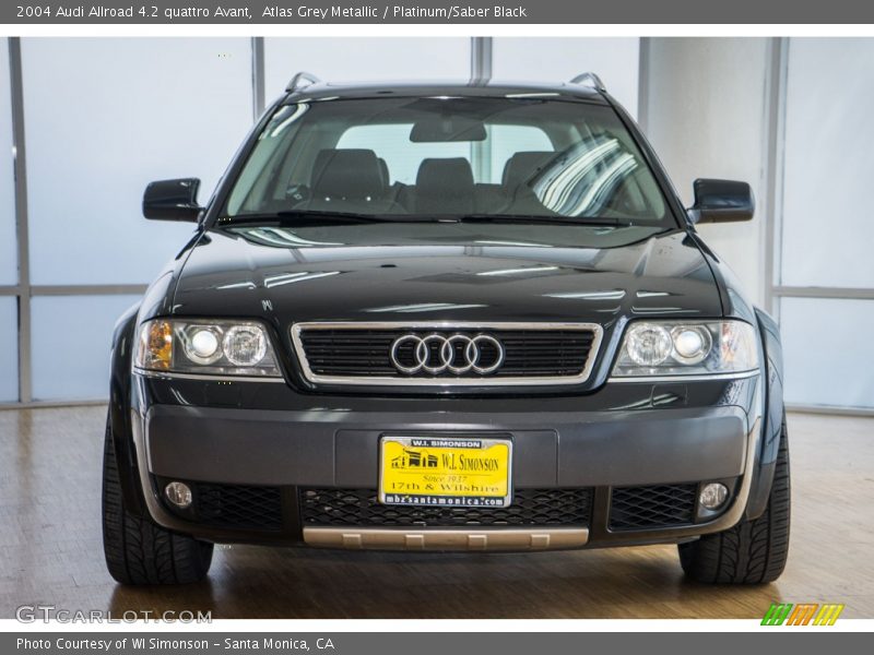 Atlas Grey Metallic / Platinum/Saber Black 2004 Audi Allroad 4.2 quattro Avant