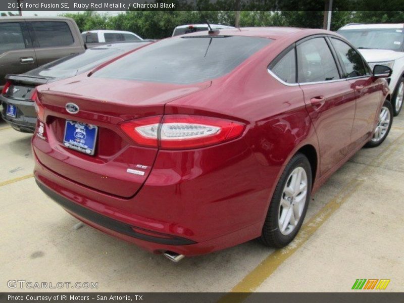 Ruby Red Metallic / Charcoal Black 2016 Ford Fusion SE