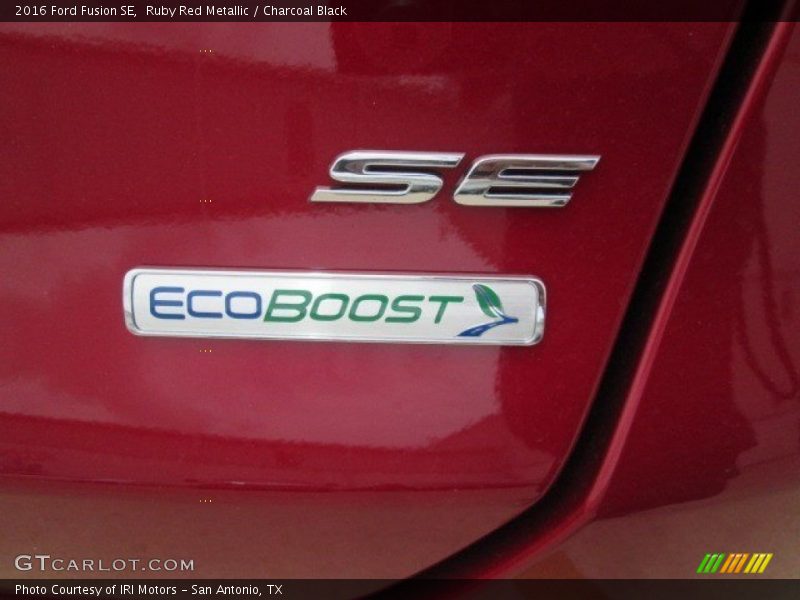 Ruby Red Metallic / Charcoal Black 2016 Ford Fusion SE