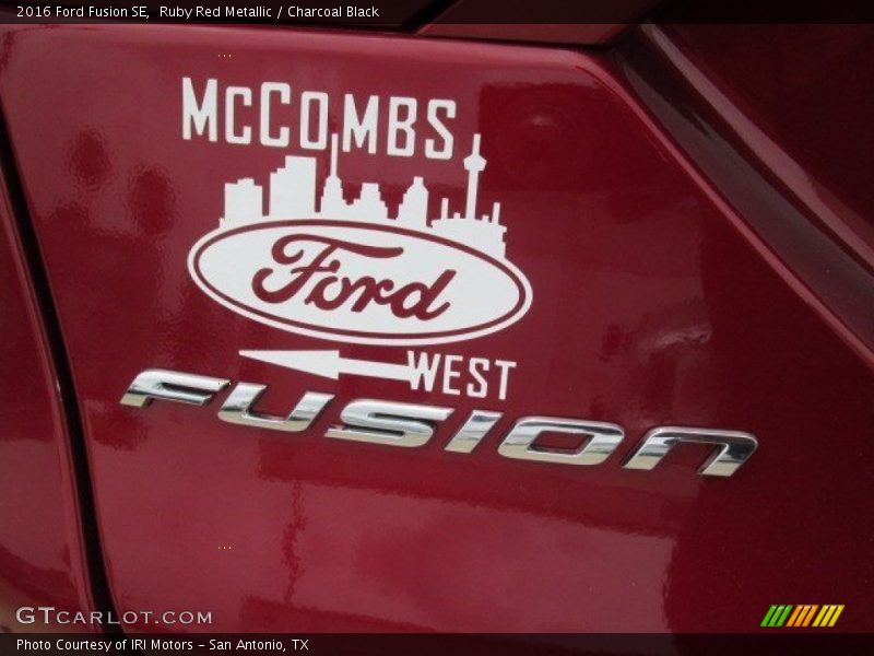 Ruby Red Metallic / Charcoal Black 2016 Ford Fusion SE
