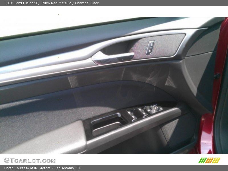Ruby Red Metallic / Charcoal Black 2016 Ford Fusion SE