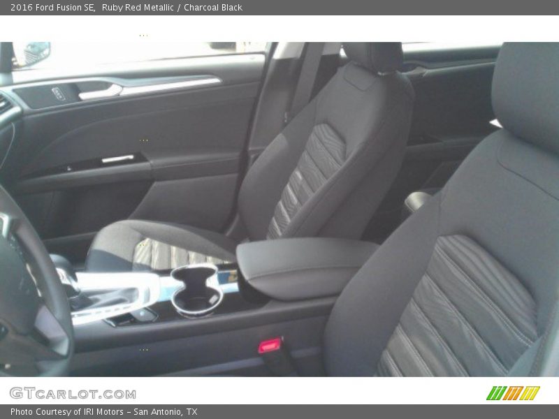 Ruby Red Metallic / Charcoal Black 2016 Ford Fusion SE