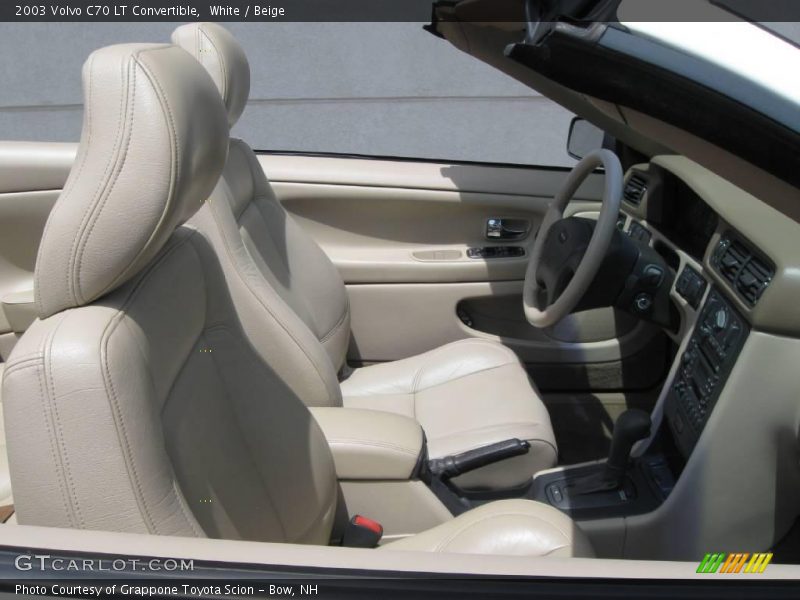 White / Beige 2003 Volvo C70 LT Convertible