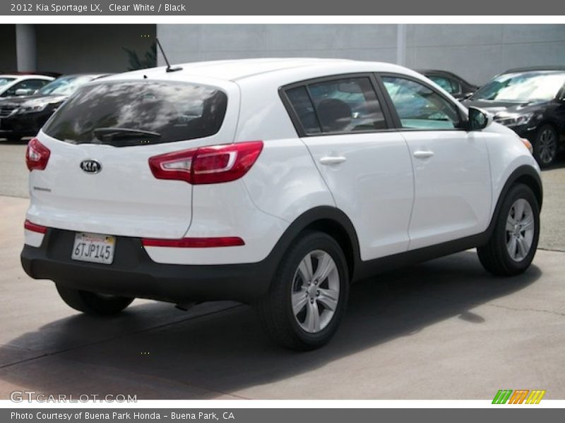 Clear White / Black 2012 Kia Sportage LX