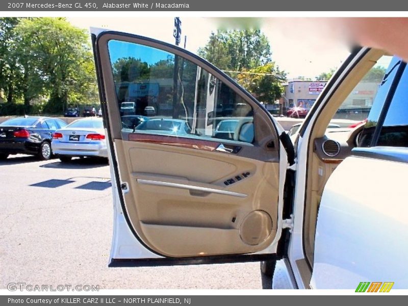 Alabaster White / Macadamia 2007 Mercedes-Benz GL 450