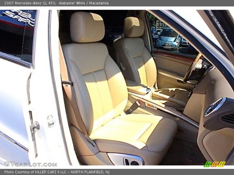 Alabaster White / Macadamia 2007 Mercedes-Benz GL 450