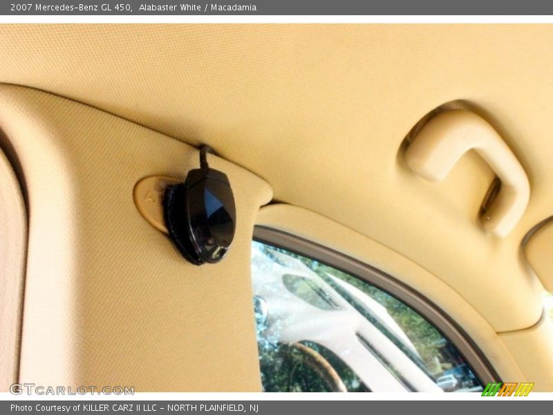 Alabaster White / Macadamia 2007 Mercedes-Benz GL 450