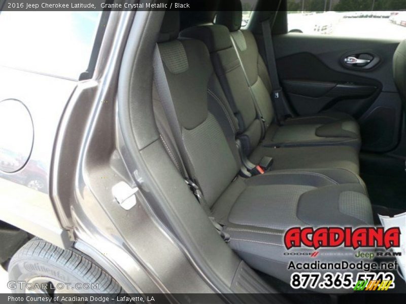 Granite Crystal Metallic / Black 2016 Jeep Cherokee Latitude