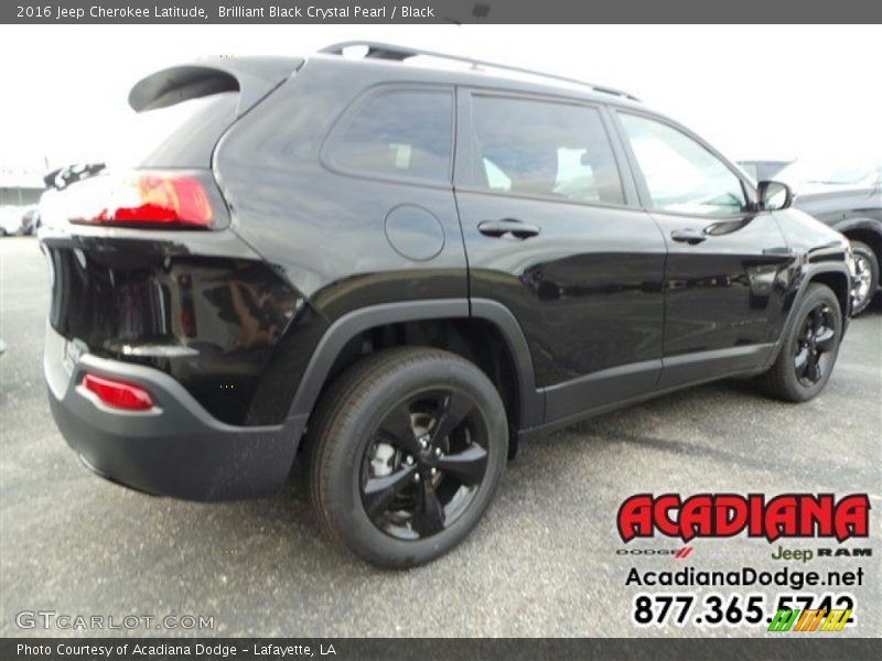 Brilliant Black Crystal Pearl / Black 2016 Jeep Cherokee Latitude