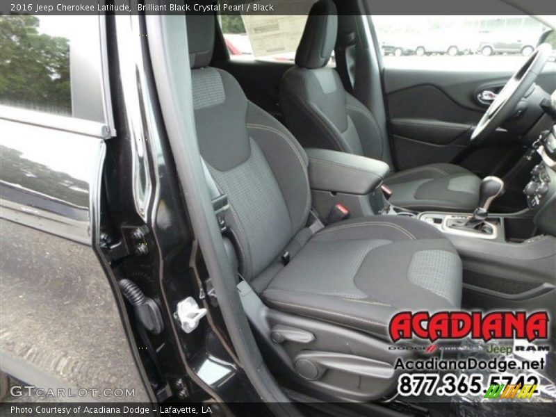 Brilliant Black Crystal Pearl / Black 2016 Jeep Cherokee Latitude