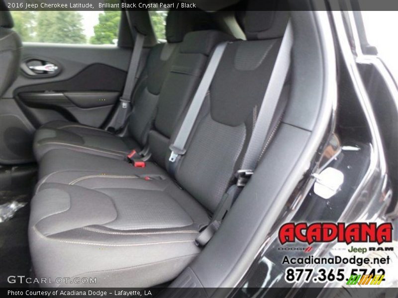 Brilliant Black Crystal Pearl / Black 2016 Jeep Cherokee Latitude