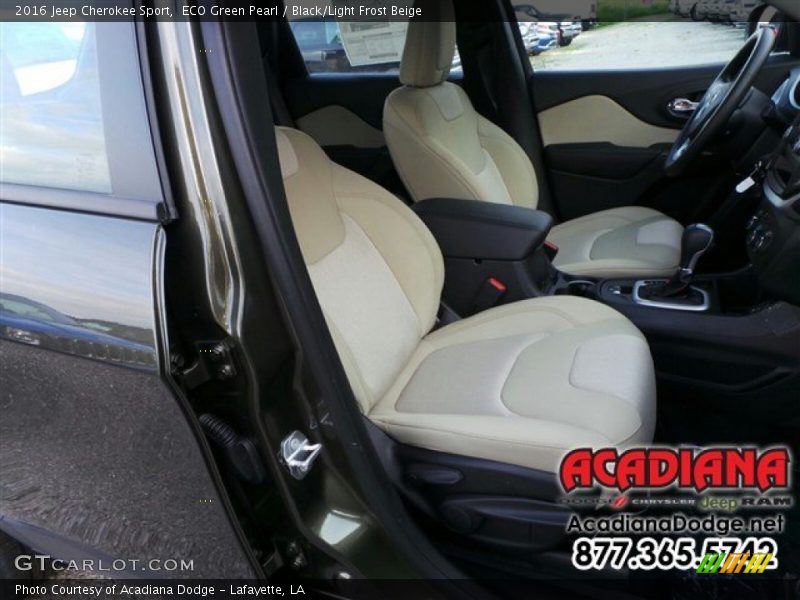 ECO Green Pearl / Black/Light Frost Beige 2016 Jeep Cherokee Sport